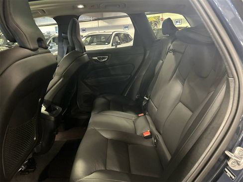 Certified 2025 Volvo XC60 B5 Plus image 23