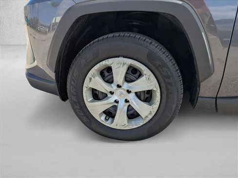 Used 2019 Toyota RAV4 LE image 22