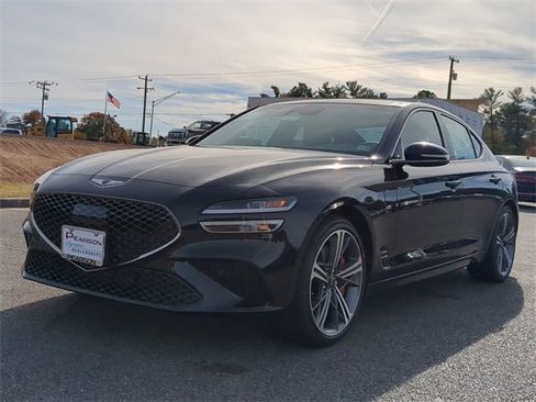 Used 2025 Genesis G70 2.5T w/ Sport Prestige Package image 7