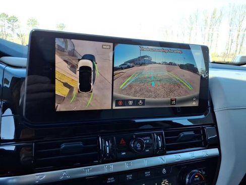 New 2026 Nissan Pathfinder SL image 15