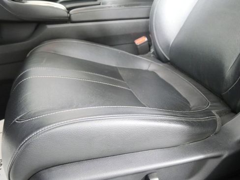 Used 2018 Honda Civic EX-L image 9