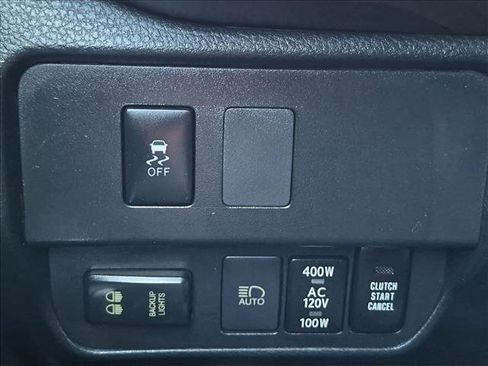 Used 2021 Toyota Tacoma TRD Sport AWD/4WD image 17