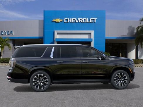 New 2026 Chevrolet Suburban High Country image 6