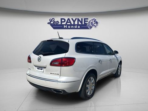 Used 2017 Buick Enclave Leather image 8