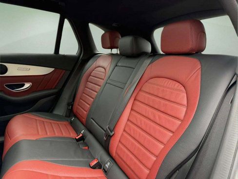 Certified 2022 Mercedes-Benz GLC 43 AMG 4MATIC image 23