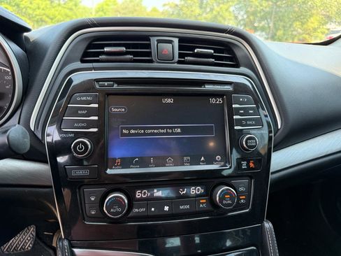 Used 2017 Nissan Maxima 3.5 SV FWD image 13