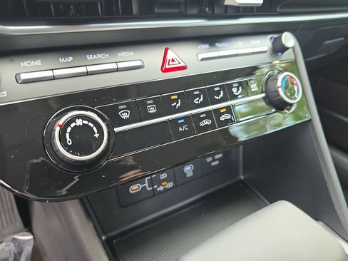 New 2026 Hyundai Sonata SE FWD image 21