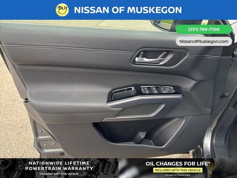 New 2026 Nissan Pathfinder SL w/ Cargo Package AWD/4WD image 10