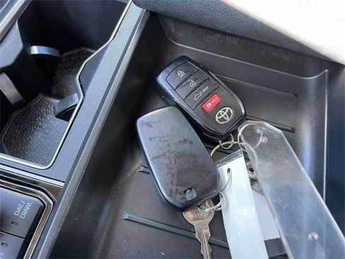 Used 2024 Toyota Tundra SR5 image 31