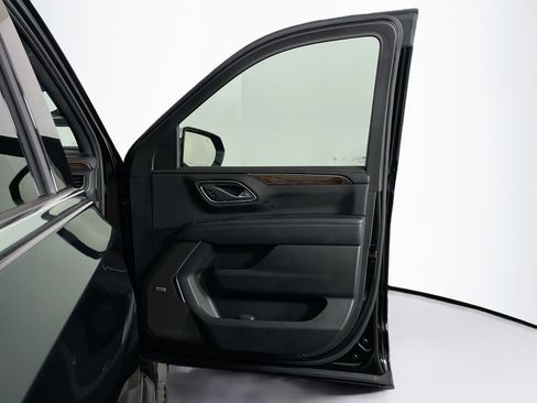 Used 2024 Chevrolet Tahoe Premier image 32
