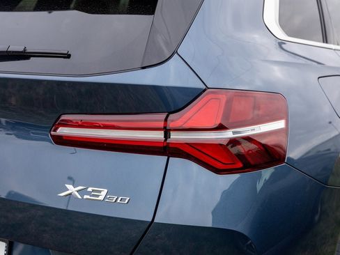 New 2026 BMW X3 xDrive30 w/ Premium Package image 3