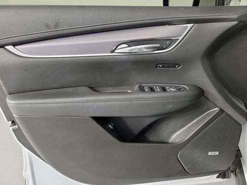 Certified 2023 Cadillac XT6 Luxury FWD image 20
