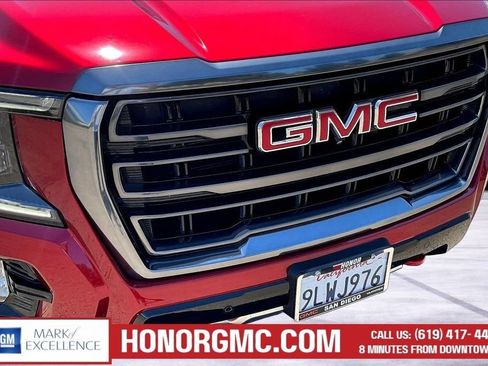 Used 2024 GMC Yukon AT4 w/ AT4 Premium Plus Package AWD/4WD image 34