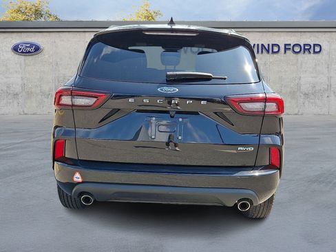 Certified 2024 Ford Escape ST-Line AWD/4WD image 5