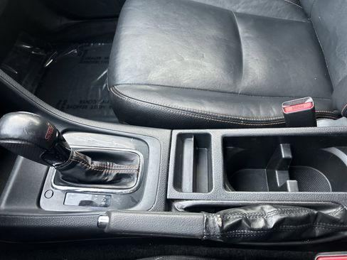 Used 2016 Subaru Crosstrek 2.0i Limited w/ 17" Wheel Sport Package image 24