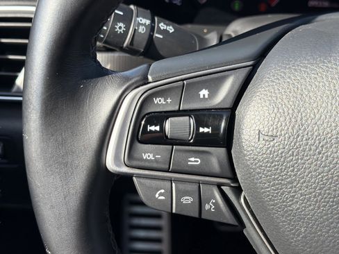 Used 2019 Honda Accord Sport image 17
