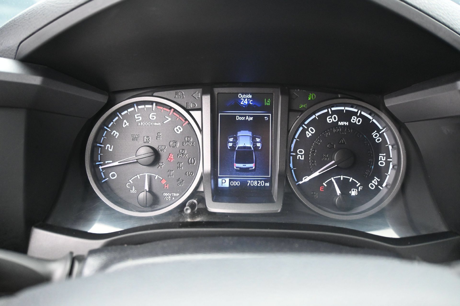 Used 2019 Toyota Tacoma TRD Sport AWD/4WD image 23
