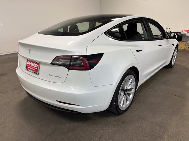 Used 2022 Tesla Model 3 Long Range AWD/4WD image 3