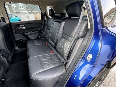 Certified 2023 Nissan Rogue Platinum w/ Platinum Premium Package image 20