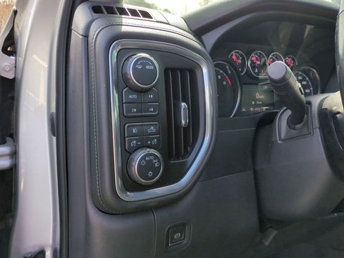 Used 2021 Chevrolet Silverado 1500 LT Trail Boss w/ Bed Protection Package image 16