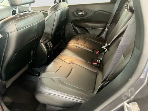 Used 2022 Jeep Cherokee Trailhawk w/ Premium Leather Package image 23