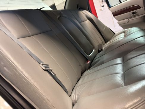 Used 2004 Mercury Grand Marquis LS RWD image 24