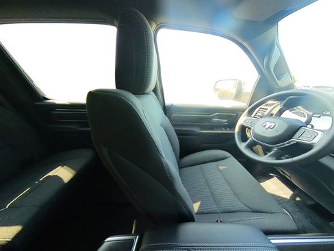 New 2024 RAM 1500 Big Horn image 69