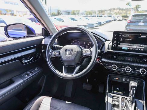Used 2023 Honda CR-V EX-L image 5
