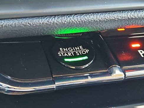 Used 2023 Lincoln Corsair FWD image 22