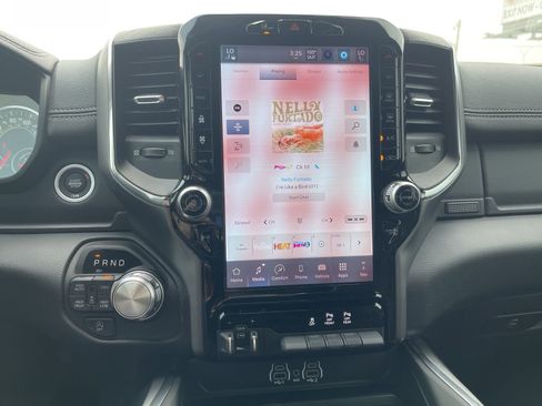 Used 2025 RAM 1500 Laramie w/ Laramie Southwest Edition image 27