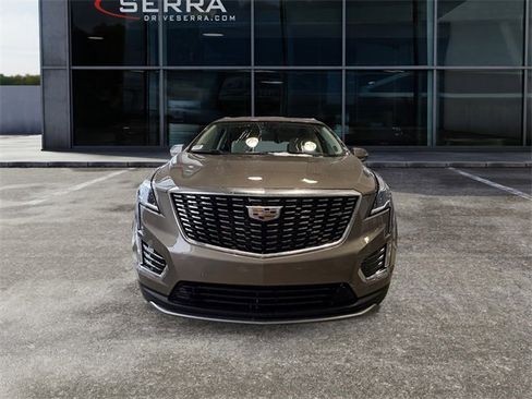 Certified 2023 Cadillac XT5 Premium Luxury w/ LPO, Floor Liner Package image 6