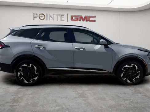 Used 2023 Kia Sportage SX AWD/4WD image 2