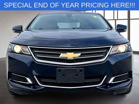Used 2016 Chevrolet Impala LT w/ Convenience Package image 2