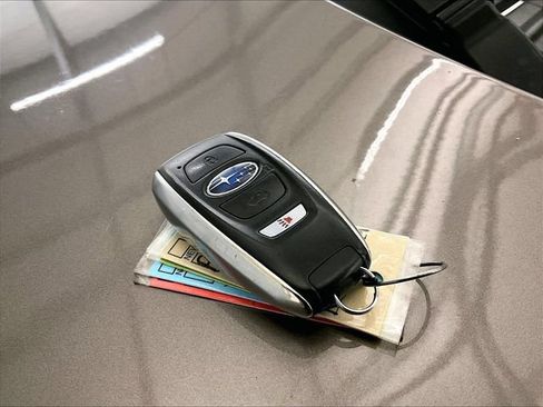 Used 2022 Subaru Legacy Limited XT AWD/4WD image 9