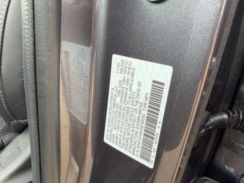 New 2025 Honda Pilot EX-L image 25