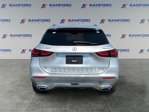 Used 2023 Mercedes-Benz GLA 250 4MATIC image 4