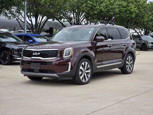 Certified 2022 Kia Telluride S AWD/4WD image 2