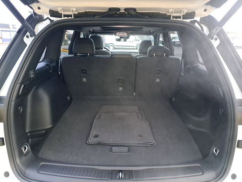 New 2025 Jeep Grand Cherokee Limited w/ Trailer Tow Package image 20