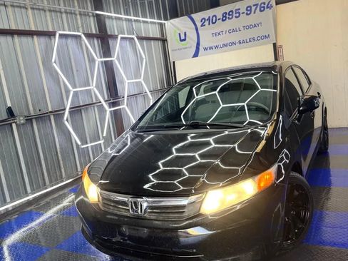 Used 2012 Honda Civic LX image 3