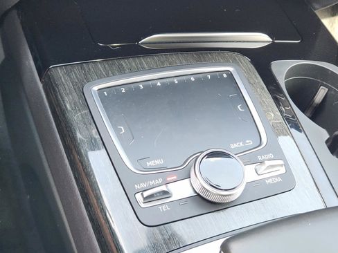 Used 2018 Audi Q7 3.0T Premium Plus image 27