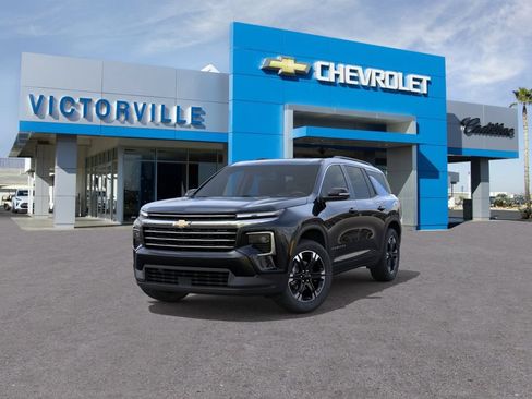 New 2027 Chevrolet Traverse LT w/ Sun and Wheel Package FWD image 8