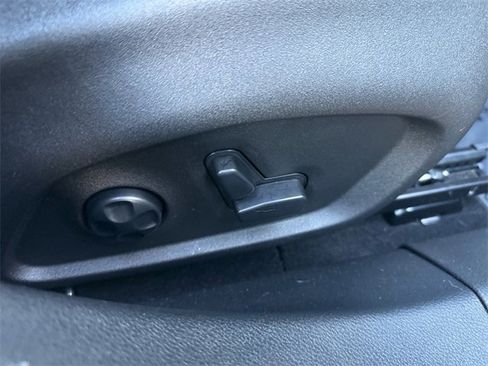 Used 2024 Alfa Romeo Tonale Ti w/ Premium Interior Package image 25