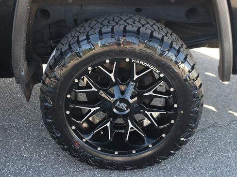 Used 2018 GMC Sierra 1500 Denali AWD/4WD image 39