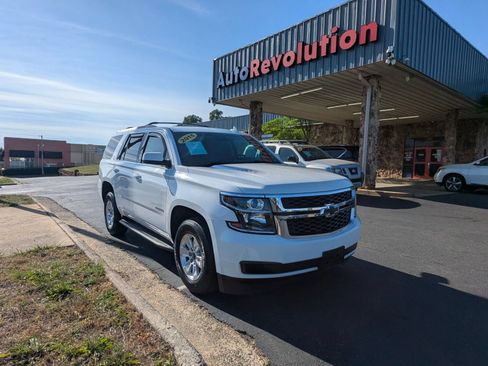 Used 2015 Chevrolet Tahoe LT RWD image 1