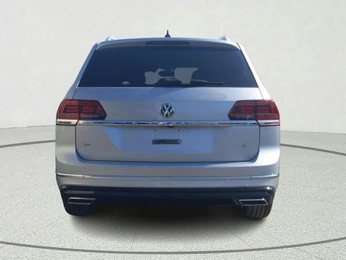 Used 2018 Volkswagen Atlas SE w/ R-Line Package image 5