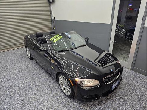 Used 2013 BMW 328i Convertible image 9