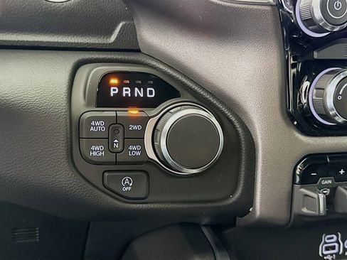 New 2026 RAM 1500 4x4 Crew Cab image 16