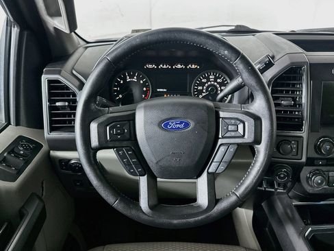 Used 2018 Ford F150 XLT w/ Equipment Group 302A Luxury AWD/4WD image 17