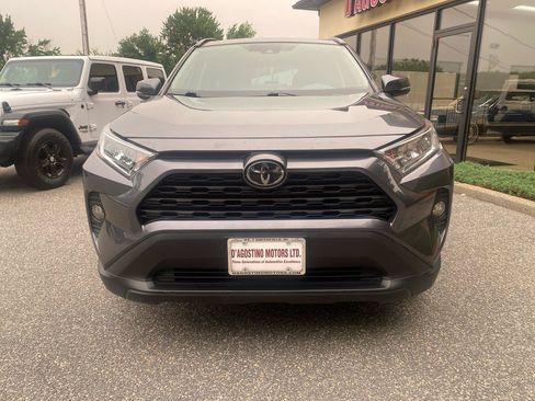 Used 2019 Toyota RAV4 XLE w/ Convenience Package AWD/4WD image 5