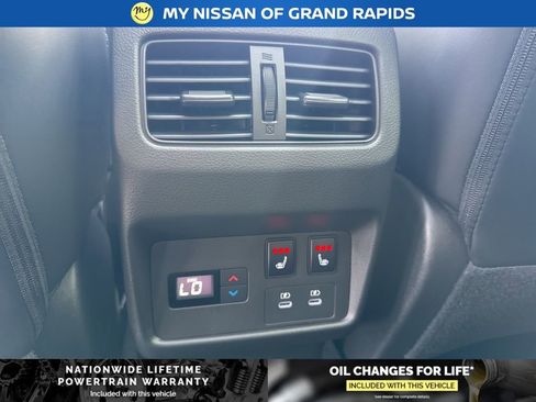 New 2026 Nissan Rogue Platinum w/ Platinum Premium Package image 18